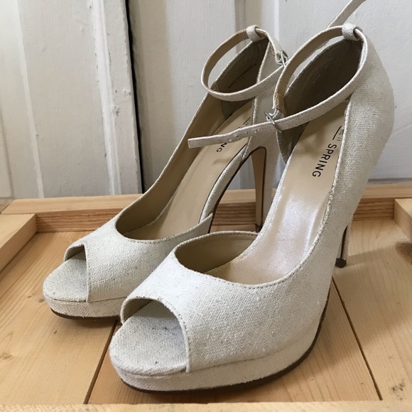 Spring heels - Picture 2 of 4